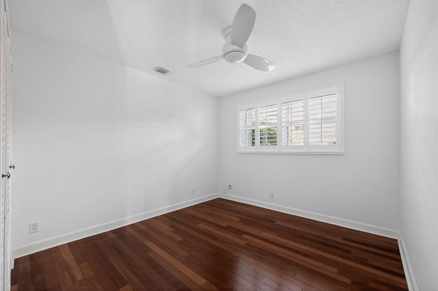 5231 NE 28th Avenue, Fort Lauderdale, FL 33308