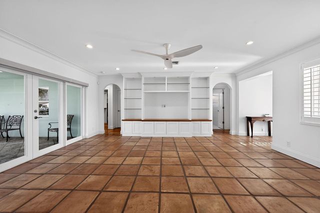5231 NE 28th Avenue, Fort Lauderdale, FL 33308