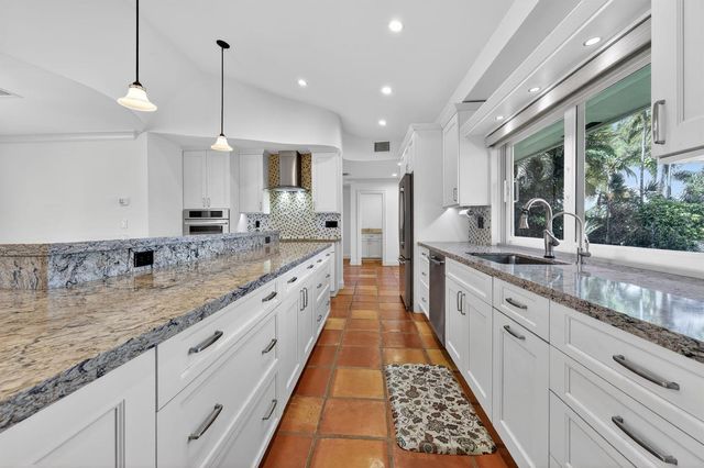 5231 NE 28th Avenue, Fort Lauderdale, FL 33308