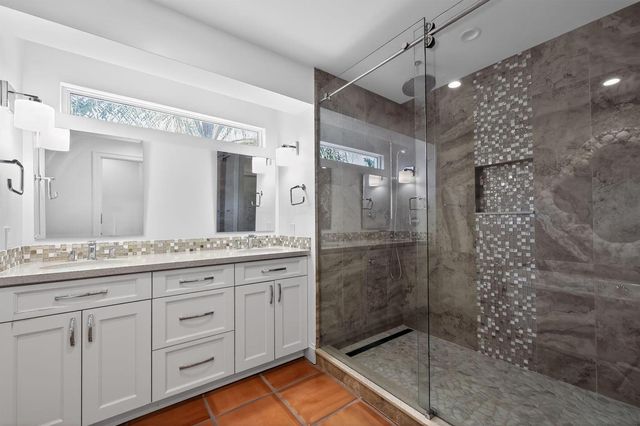 5231 NE 28th Avenue, Fort Lauderdale, FL 33308