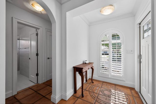 5231 NE 28th Avenue, Fort Lauderdale, FL 33308