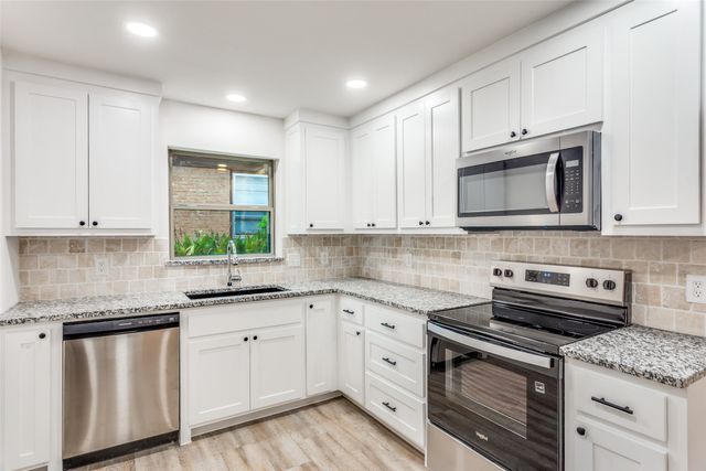 133 Mcgee Drive, Fort Worth, TX 76114