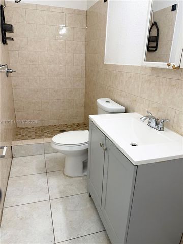 7811 NW 66th Ter, Tamarac, FL 33321