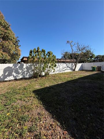 7811 NW 66th Ter, Tamarac, FL 33321