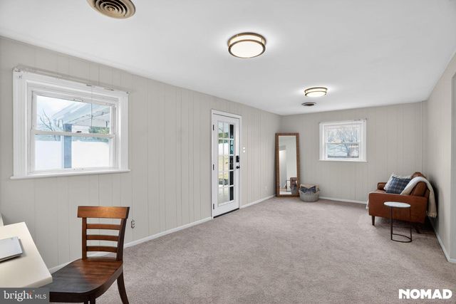 203 STANFORD DR, Wallingford, PA 19086