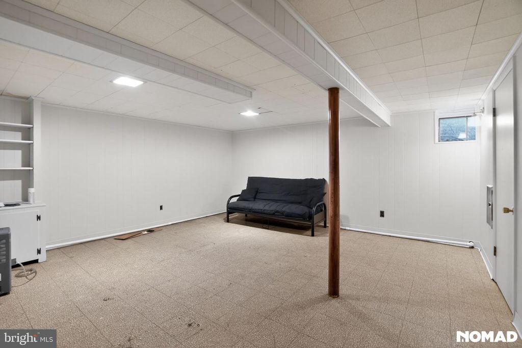 Image 14 of property listing at 203 STANFORD DR, Wallingford, PA 19086