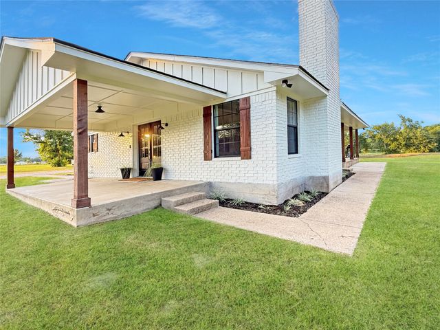 2143 Vz County Road 4106, Canton, TX 75103