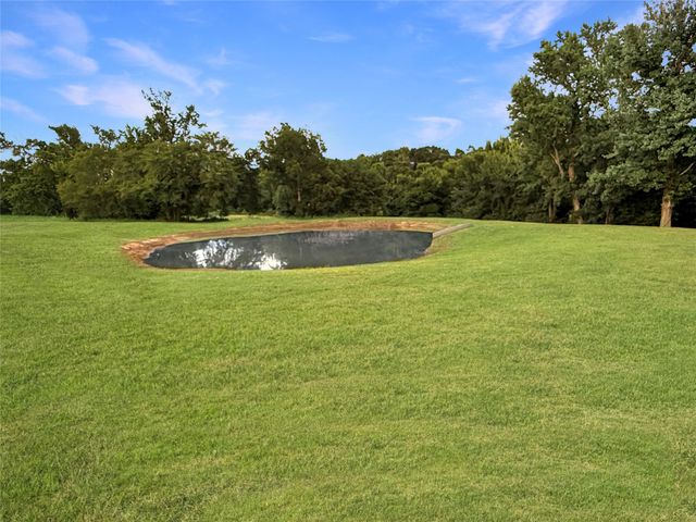 2143 Vz County Road 4106, Canton, TX 75103