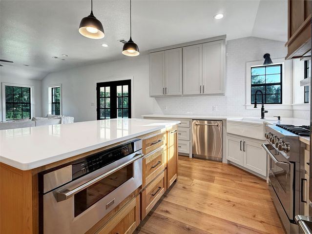 2143 Vz County Road 4106, Canton, TX 75103