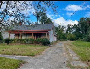 326 Hall, Dequincy, LA 70633