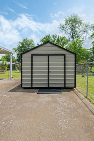 400 Dow Dr, Shelbyville, TN 37160