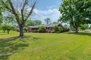 400 Dow Dr, Shelbyville, TN 37160