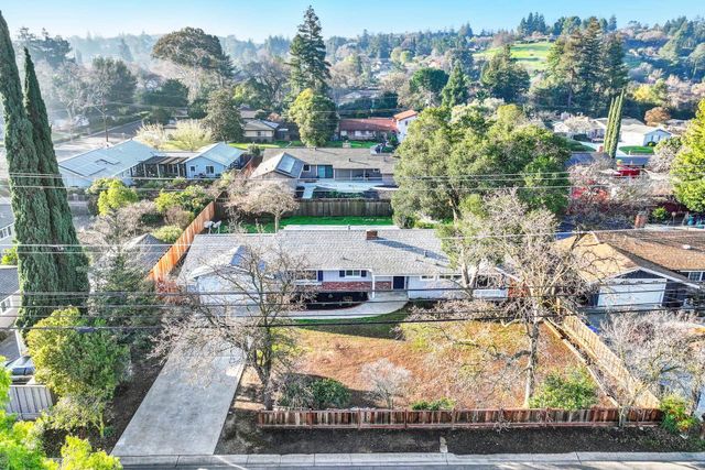 3690 Cowell Rd, Concord, CA 94518