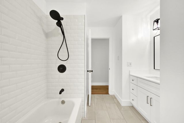 3690 Cowell Rd, Concord, CA 94518