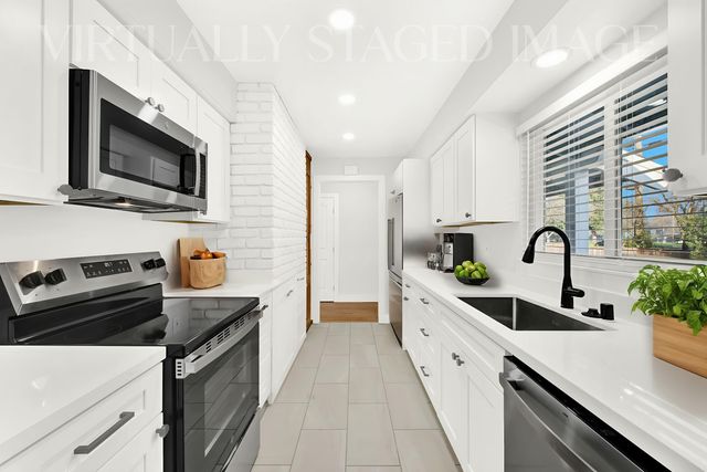 3690 Cowell Rd, Concord, CA 94518