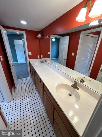 4630 MUNCASTER MILL RD, Rockville, MD 20853