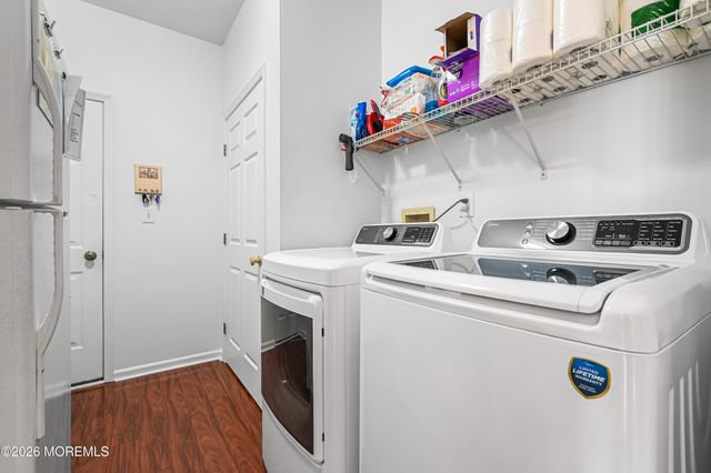 36 Yardley Manor Drive, Matawan, NJ 07747