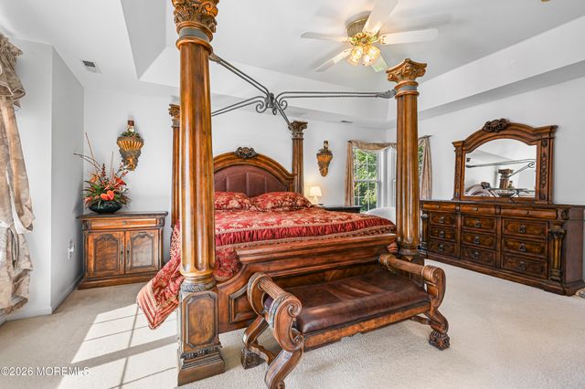 36 Yardley Manor Drive, Matawan, NJ 07747