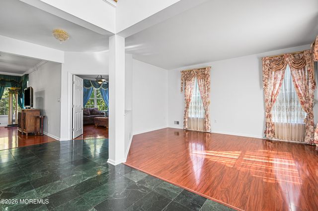 36 Yardley Manor Drive, Matawan, NJ 07747
