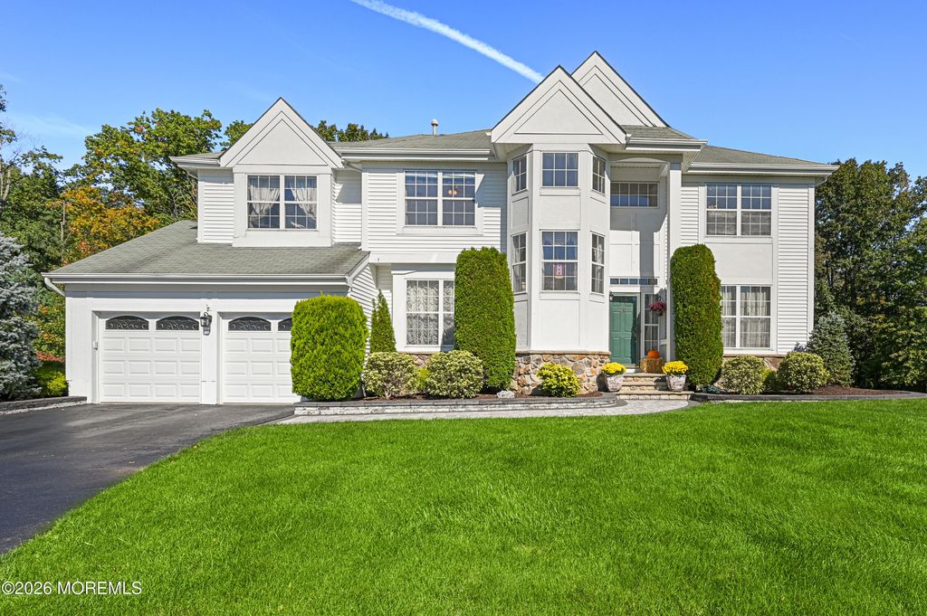36 Yardley Manor Drive, Matawan, NJ 07747