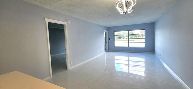 2801 N Palm Aire Drive 205, Pompano Beach, FL 33069