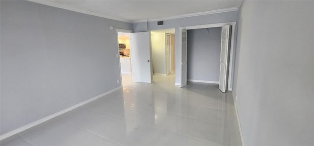 2801 N Palm Aire Drive 205, Pompano Beach, FL 33069