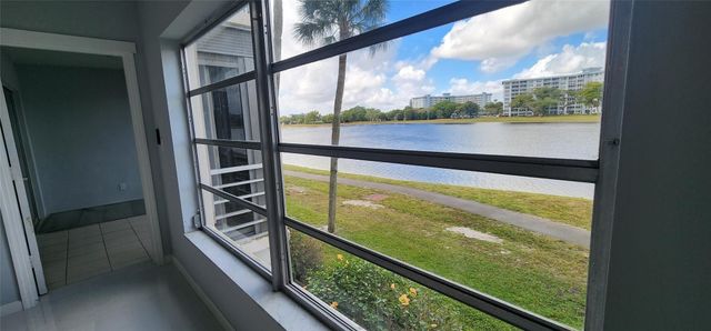 2801 N Palm Aire Drive 205, Pompano Beach, FL 33069