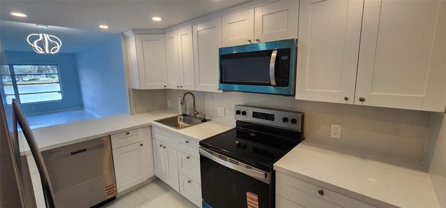 2801 N Palm Aire Drive 205, Pompano Beach, FL 33069