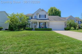 1063 Stable Lane, South Lyon, MI 48178