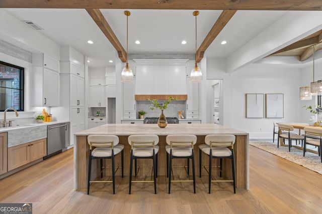 1080 Spratlin Mill Drive, Hull, GA 30646