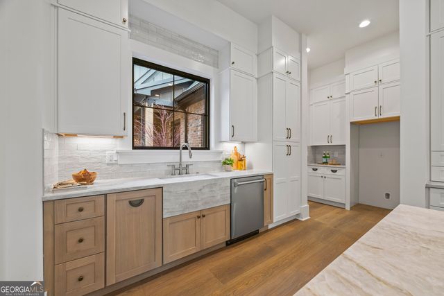 1080 Spratlin Mill Drive, Hull, GA 30646