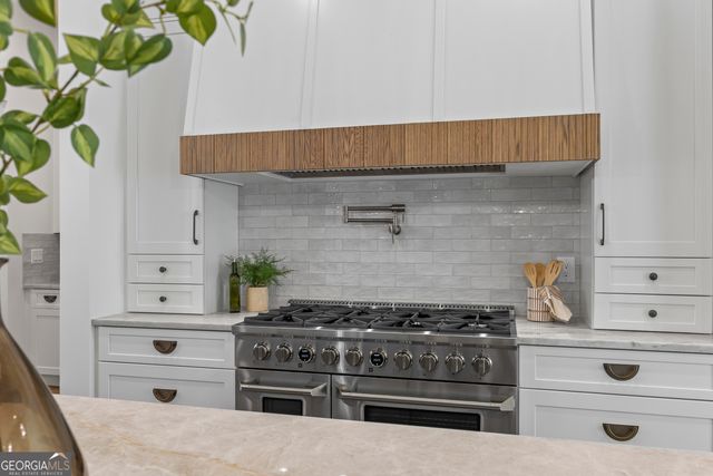 1080 Spratlin Mill Drive, Hull, GA 30646