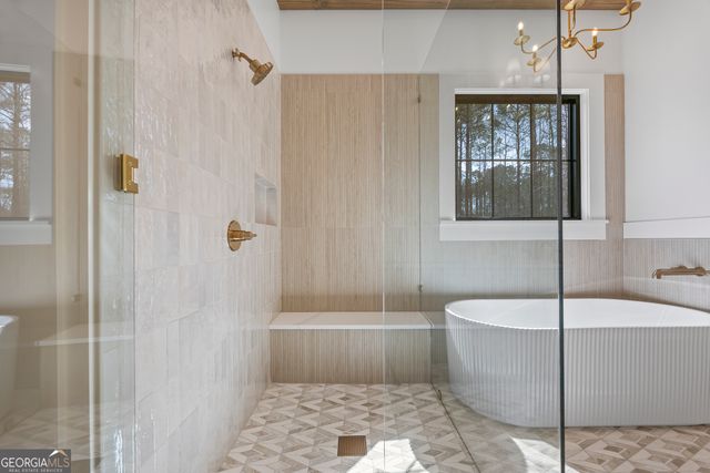 1080 Spratlin Mill Drive, Hull, GA 30646