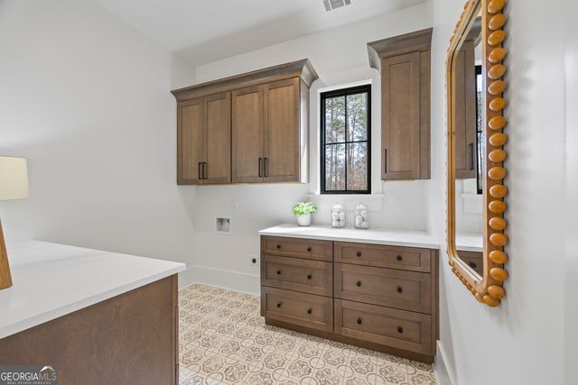 1080 Spratlin Mill Drive, Hull, GA 30646