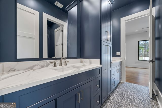 1080 Spratlin Mill Drive, Hull, GA 30646