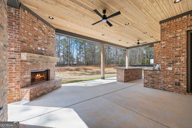 1080 Spratlin Mill Drive, Hull, GA 30646