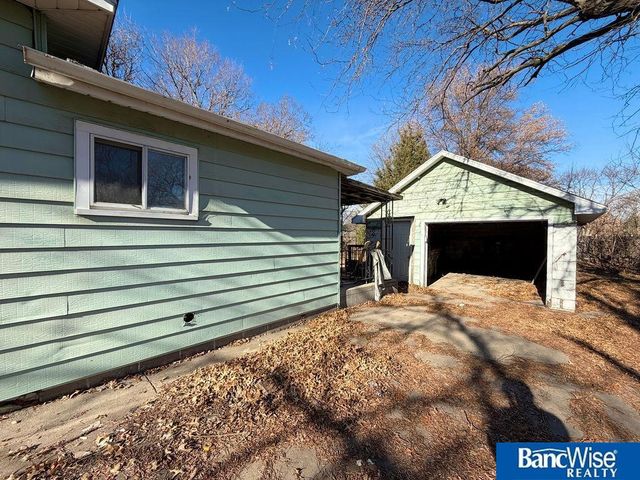 3918 Madison Avenue, Lincoln, NE 68504