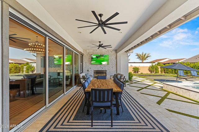 17945 W MOUNTAINAIR Street, Surprise, AZ 85388