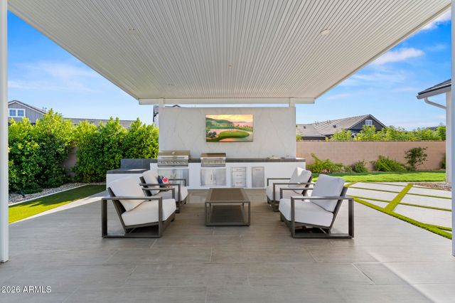 17945 W MOUNTAINAIR Street, Surprise, AZ 85388