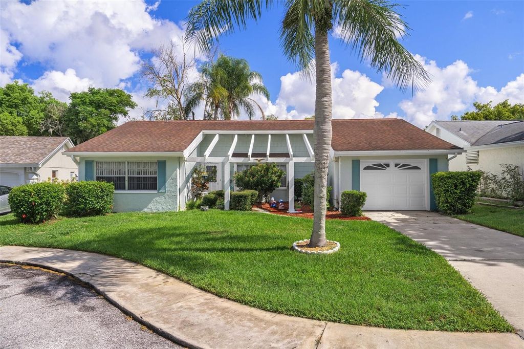8021 WILDFLOWER ROW, Hudson, FL 34667