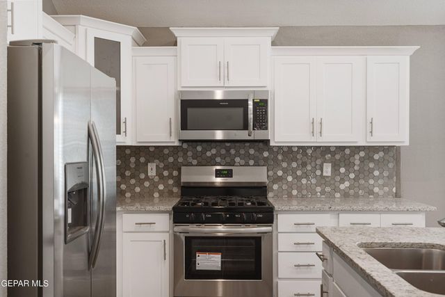 13837 Victory Sky Avenue, El Paso, TX 79928