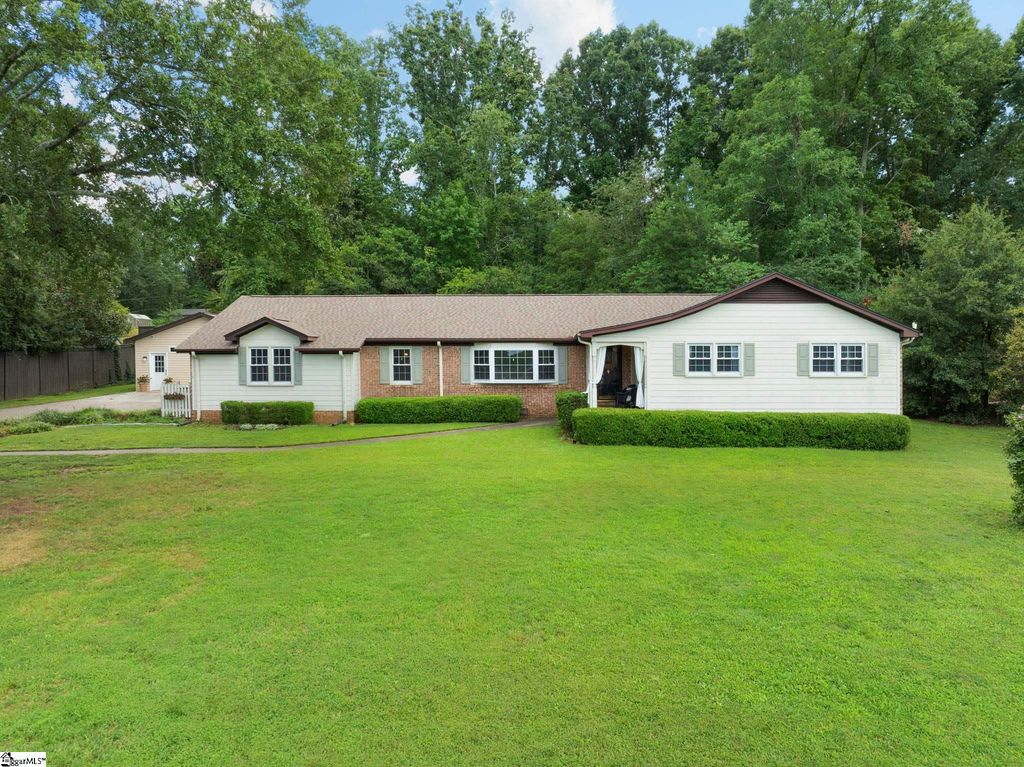 3 Providence Square, Greenville, SC 29615