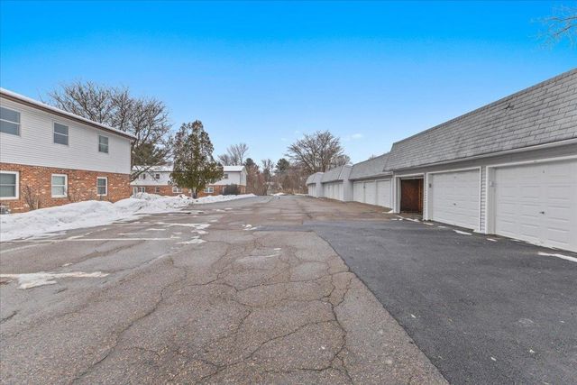 223 Sherwood Square, Essex Junction, VT 05452