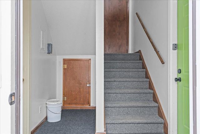 223 Sherwood Square, Essex Junction, VT 05452