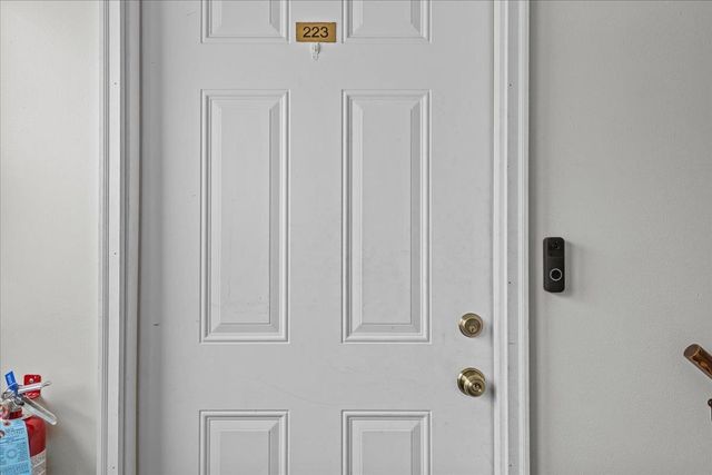 223 Sherwood Square, Essex Junction, VT 05452