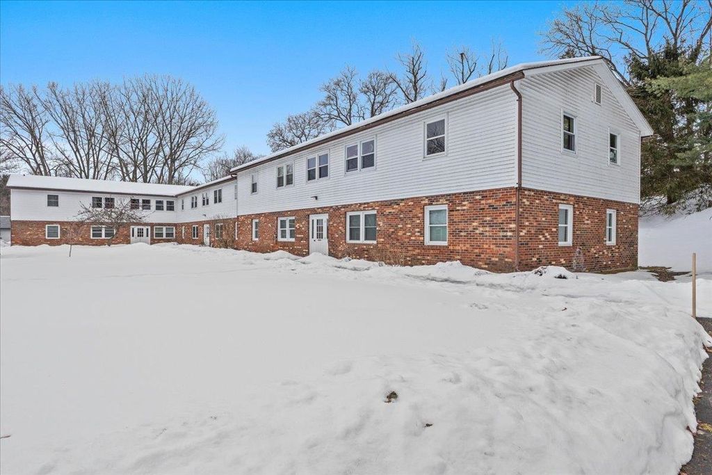 223 Sherwood Square, Essex Junction, VT 05452