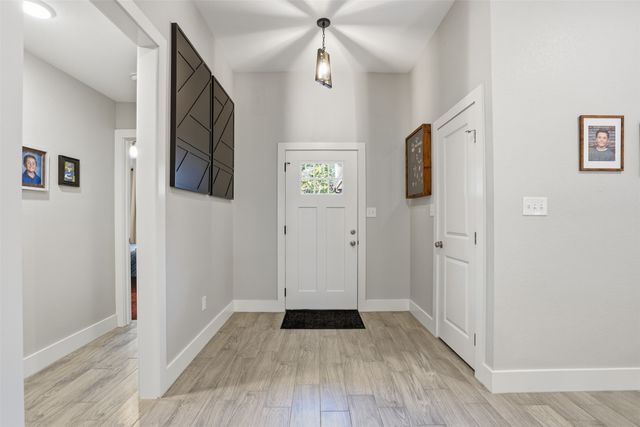 5502 Northview Court, Granbury, TX 76048