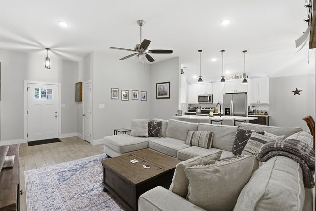 5502 Northview Court, Granbury, TX 76048