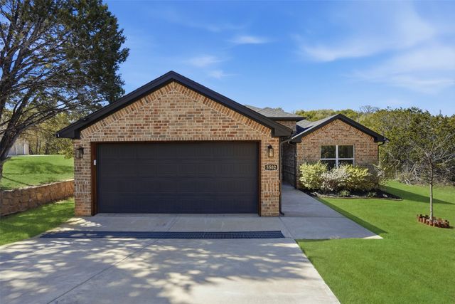 5502 Northview Court, Granbury, TX 76048