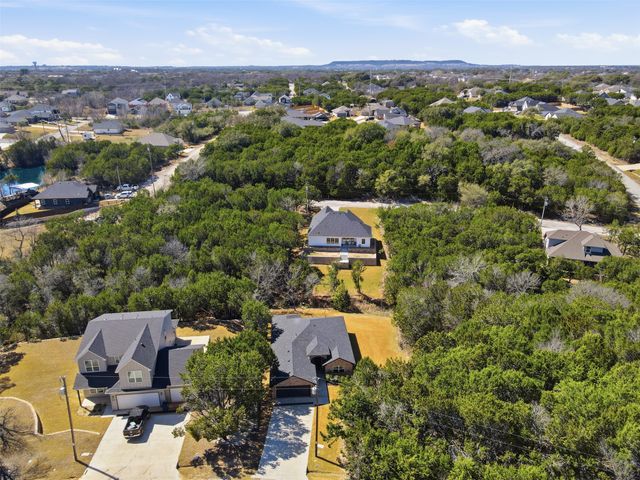 5502 Northview Court, Granbury, TX 76048